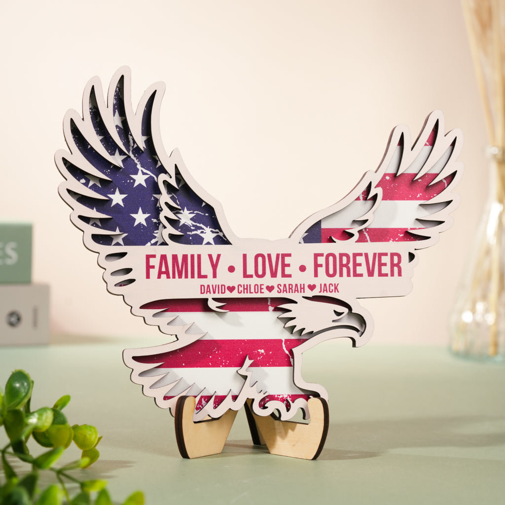 Wooden Frame Bald Eagle – Celebrate 4th of July with Your Family